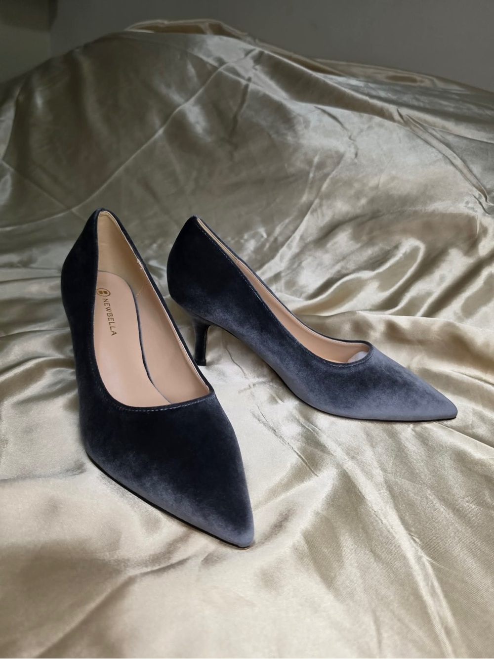 NEVERELLA Charcoal Velvet Pointed-Toe Pumps